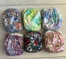 Load image into Gallery viewer, Snuggly Duck (WAHM)
