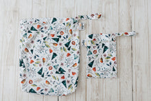 Load image into Gallery viewer, Seedling Baby Beach Bag Reusable Wet bag
