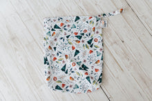 Load image into Gallery viewer, Seedling Baby Beach Bag Reusable Wet bag
